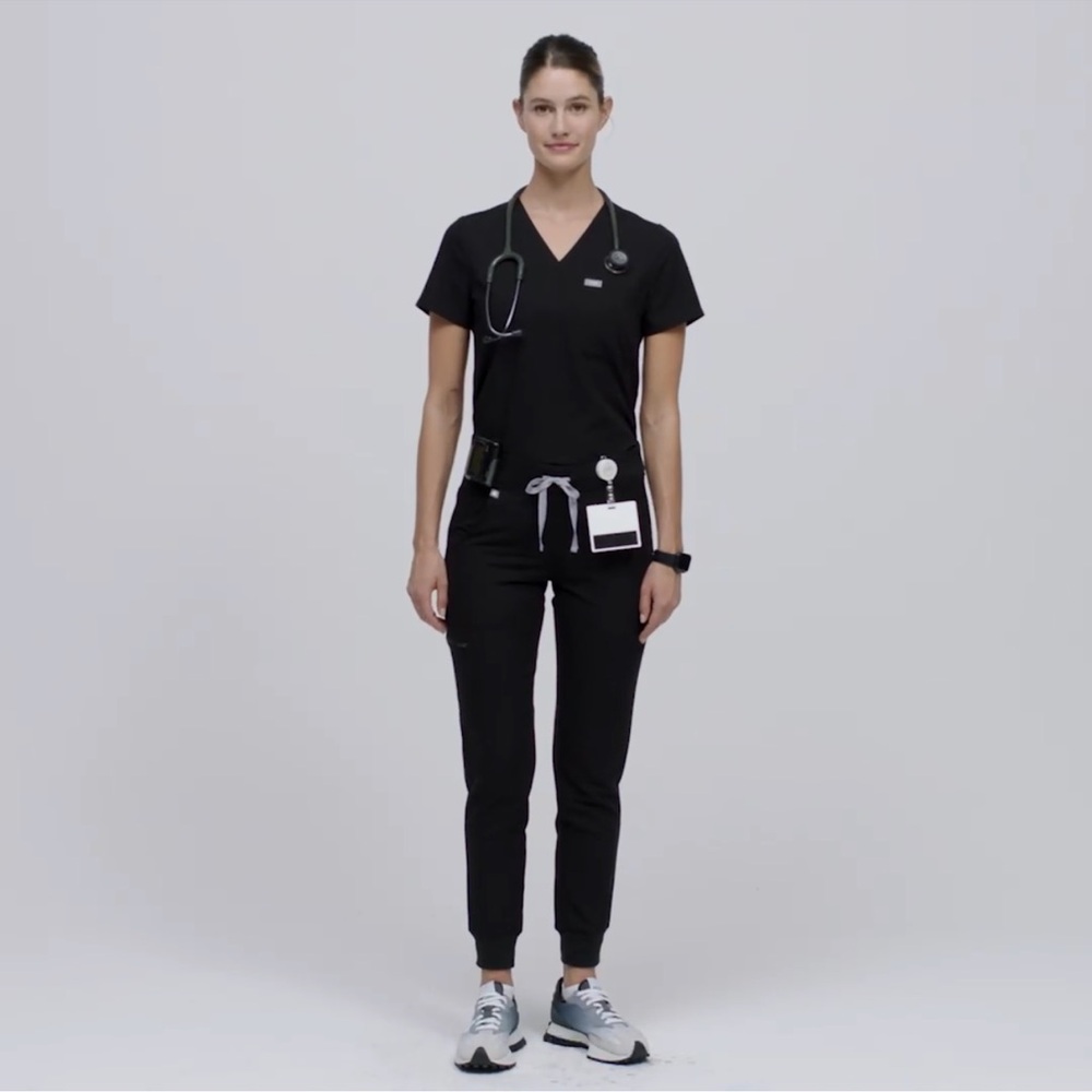 Figs Zamora jogger scrub pants in BLACK size S